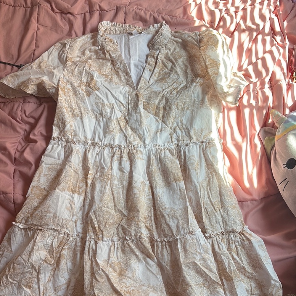 Crown & Ivy White and Tan Dress